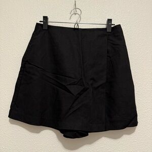 Uniqlo Black Women's Skort